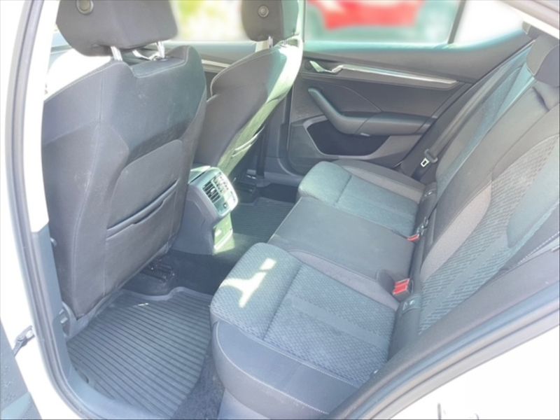 Škoda Octavia 2,0 TDI 85 Style - fotka 8 z 11