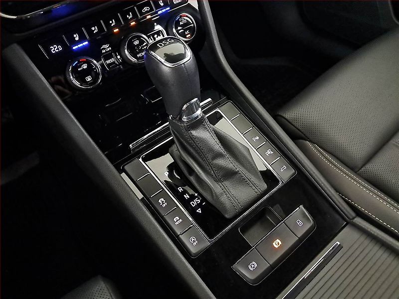 Škoda Superb (2021) Laurin&Klement 2.0 TDI - fotka 13 z 21