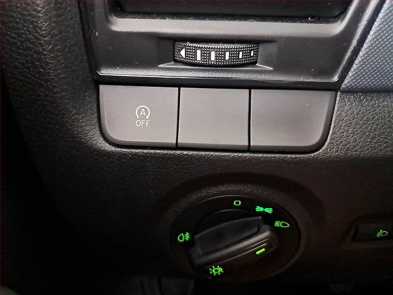 Škoda Fabia (2022) 1.0 TSI, ČR,1.maj, Serv.kniha - fotka 16 z 16