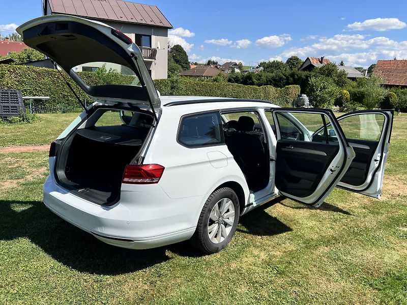 Volkswagen Passat 1.4TSI 92KW,NAVI,LED,ALU - fotka 28 z 44