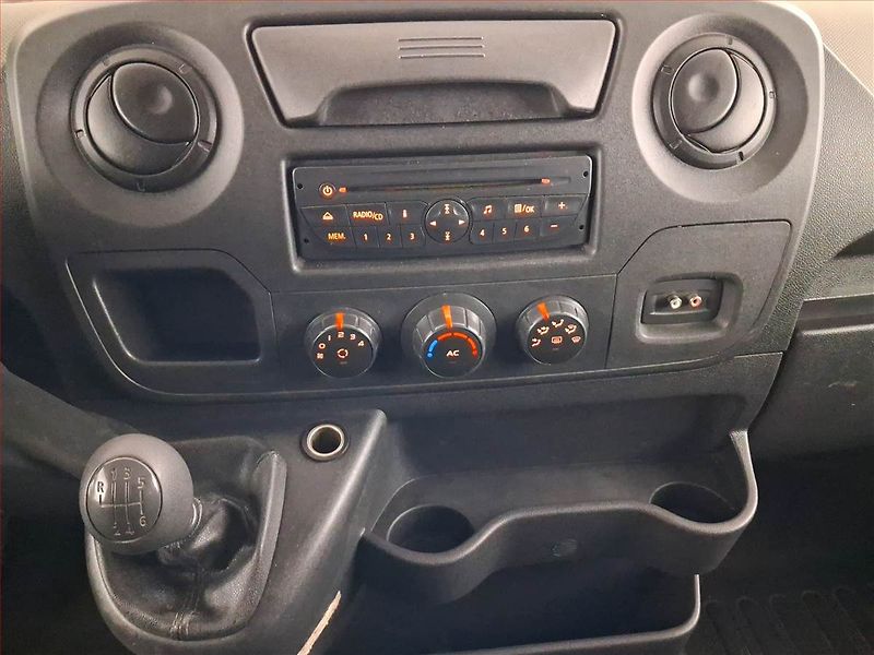 Renault Master (2011) 2.3 dCi 150, Bus, 9Míst, ČR - fotka 12 z 19