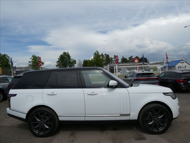 Land Rover Range Rover 4,4 TDV8 Vogue Auto,ČR,2x kola - fotka 12 z 50