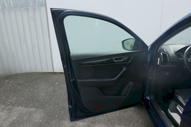 Škoda Karoq (2020) 1.5 TSI 110 kW M6° STYLE - fotka 9 z 35