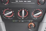 Mazda 3 1,4 i 62KW NOVÁ STK PO SERVISE - náhled 32