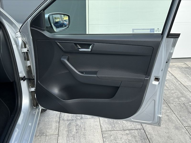 Škoda Fabia 1,0 TSI 95PS  Ambition Top - fotka 18 z 52