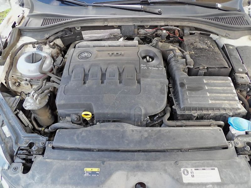 Škoda Superb 2.0TDI Style ČR Canton ACC Kam - fotka 36 z 36