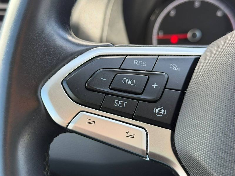 Volkswagen Caravelle T6.1 2,0 TDI 110 kW 7° DSG - fotka 16 z 33