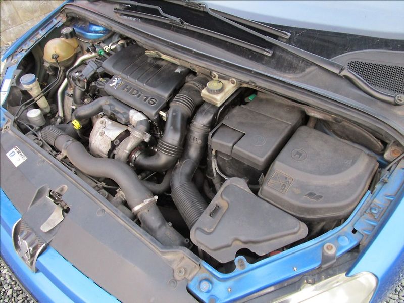 Peugeot 307 1.6HDi  aut. Klima - fotka 35 z 37