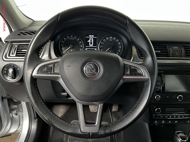 Škoda Rapid (2015) 1.6 TDi, Ambition, DSG, xenon - fotka 16 z 16