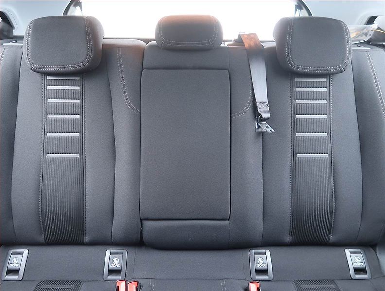 Peugeot 308 (2018) 1.5 BlueHDi, Navi, Tempomat - fotka 10 z 17