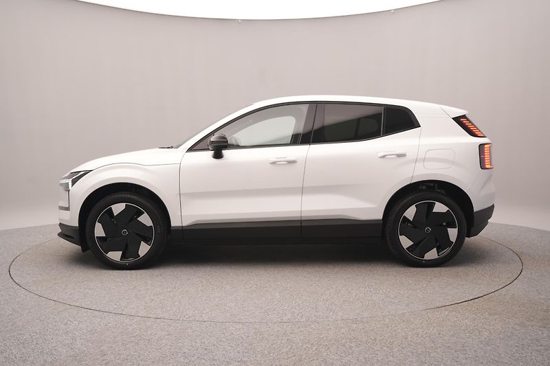 Volvo EX30 (2026) PURE ELECTRIC EXTENDED PLUS - fotka 13 z 20