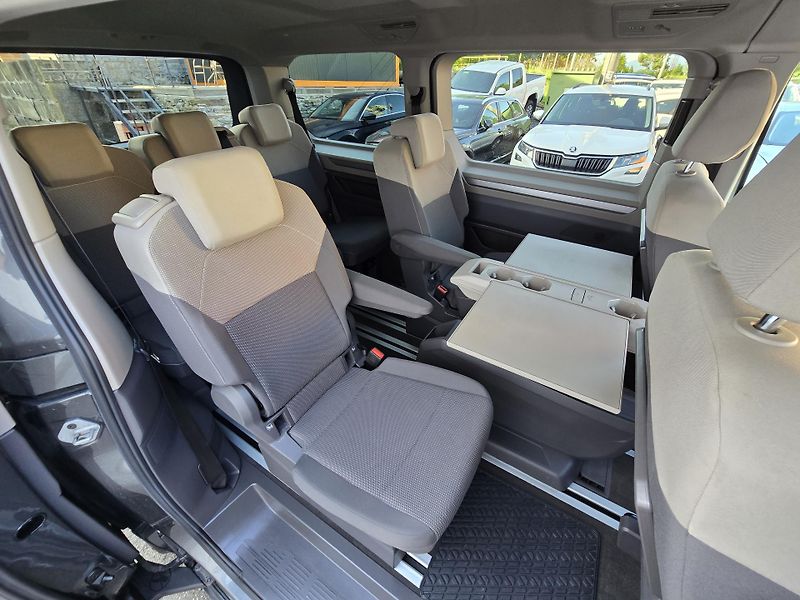 Volkswagen Multivan T7 150kW LIFE LONG DSG WEBASTO - fotka 10 z 49