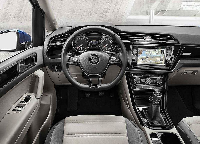 Volkswagen Touran.
