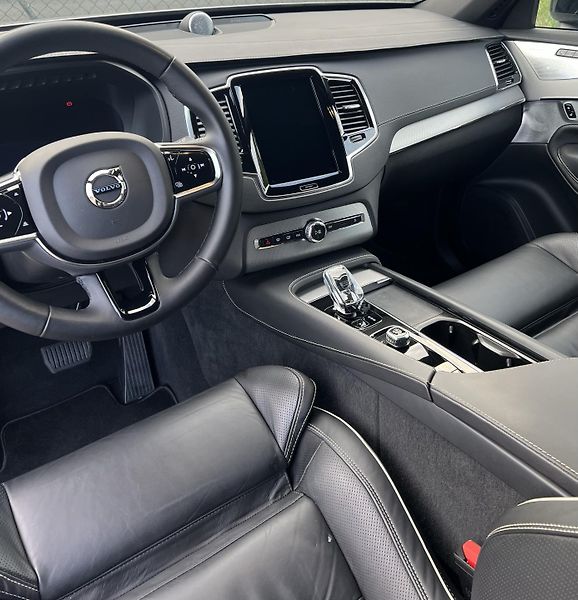 Volvo XC90 B5 AWD Ultimate v záruce - fotka 25 z 40