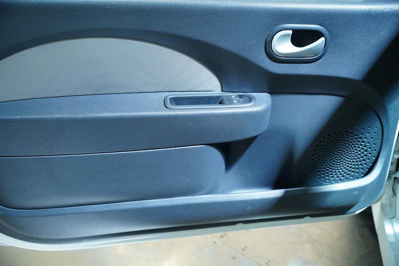 Renault Twingo - fotka 12 z 22