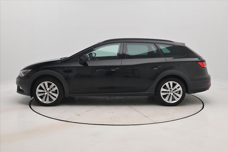 Seat Leon 2,0 TDI 110 kW 4x4 X-Perience - fotka 8 z 30