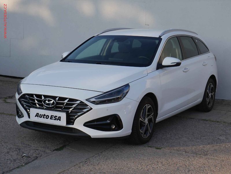 Hyundai i30 (2021) 1.6 CRDi, ČR, Smart, LED - fotka 3 z 18