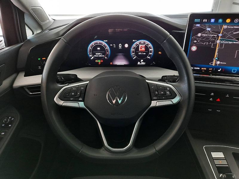 Volkswagen Golf Variant (2025) People 1.5 eTSI (85kW/116k) DS - fotka 10 z 25