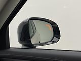 Volvo XC90 (2026) B5 AWD AUT DARK PLUS 7míst - náhled 33