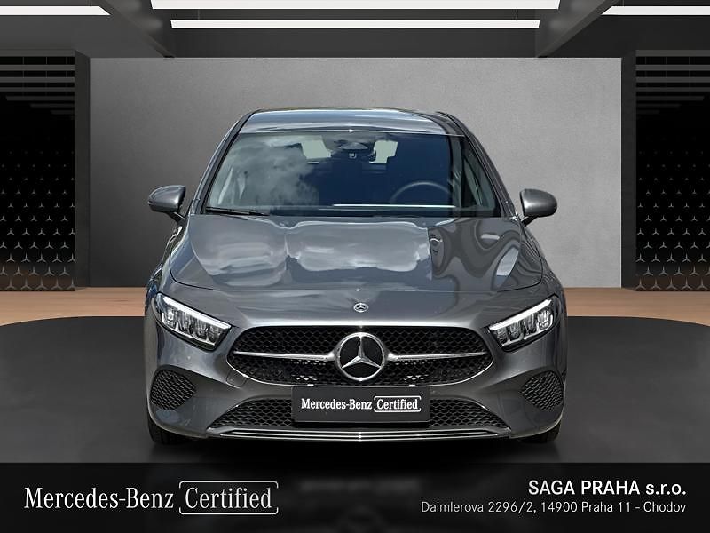 Mercedes-Benz Třídy A A-Třída 180 Progressive Editio - fotka 2 z 18