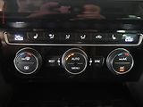 Volkswagen Passat (2015) 1.4TSI, AT, navi, LED - náhled 17