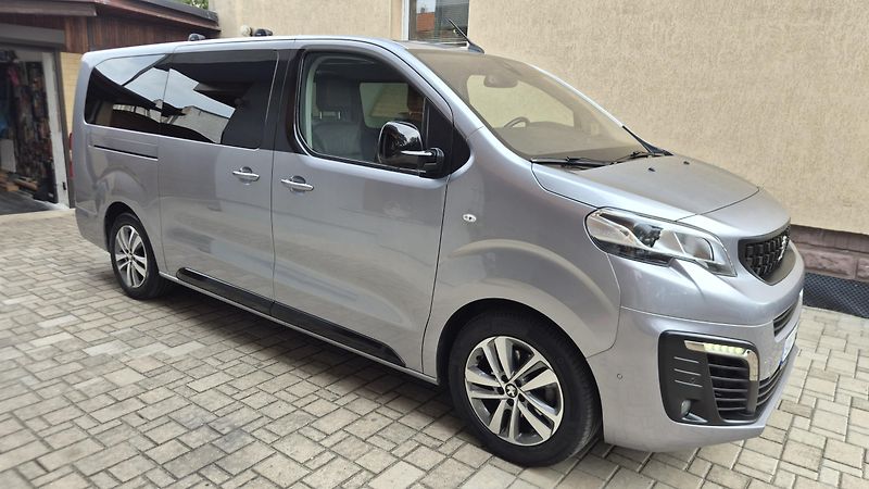 Peugeot Traveller (2021) 2.0 BlueHDi ALLURE L3 - fotka 5 z 25