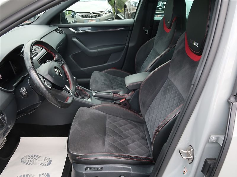 Škoda Octavia 2,0 TSi,180kW,RS,NovéČR,DPH - fotka 12 z 31