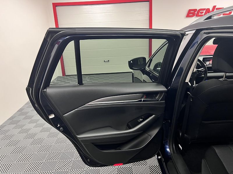 Mazda 6 2.0i Skyactiv-G 2019 - fotka 13 z 31