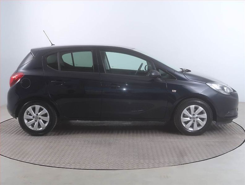 Opel Corsa (2018) 1.4 Turbo, Serv.kniha - fotka 6 z 14