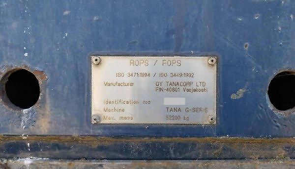Ostatní (2003) Tana G320 kompaktor 32t - fotka 2 z 3