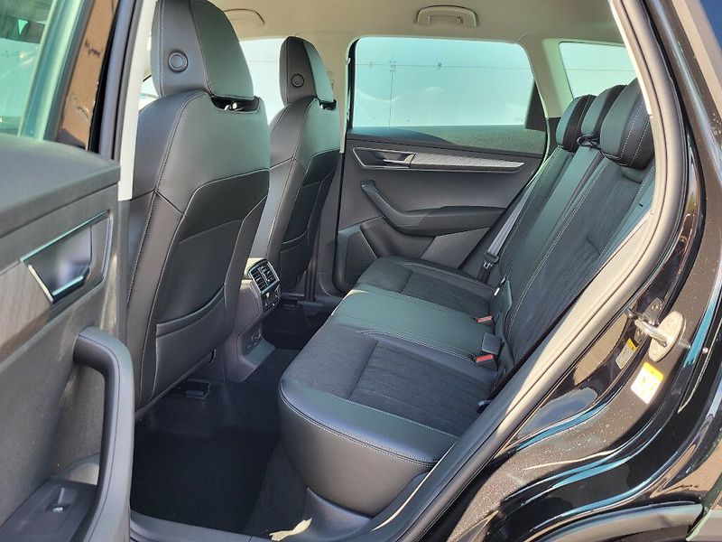 Škoda Karoq Dynamic 1,5TSI 110kW - fotka 9 z 30
