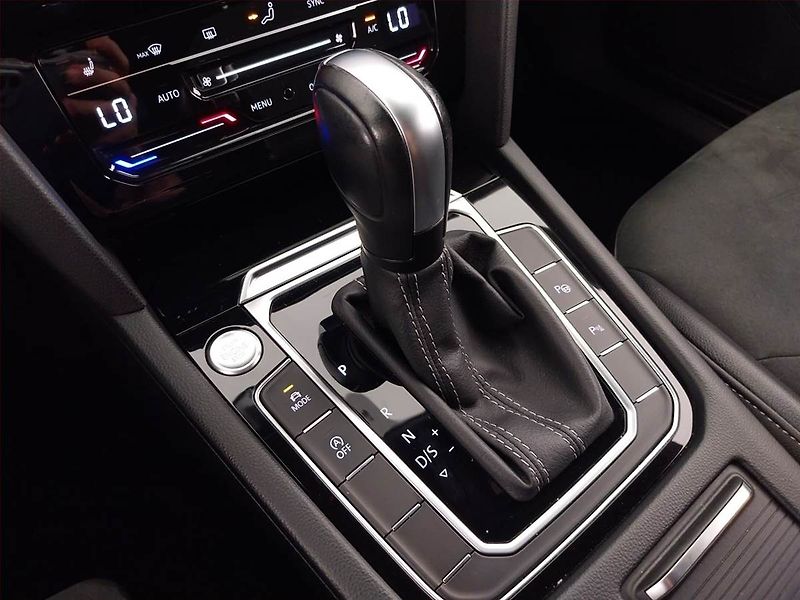 Volkswagen Arteon (2020) R-line 2.0 TDI - fotka 16 z 24