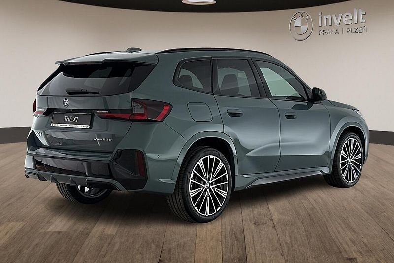 BMW X1 xDrive23d - fotka 3 z 18