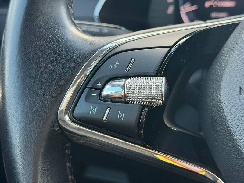 Škoda Octavia combi Ambition 2,0 TDI 85 kW 6 - fotka 22 z 32