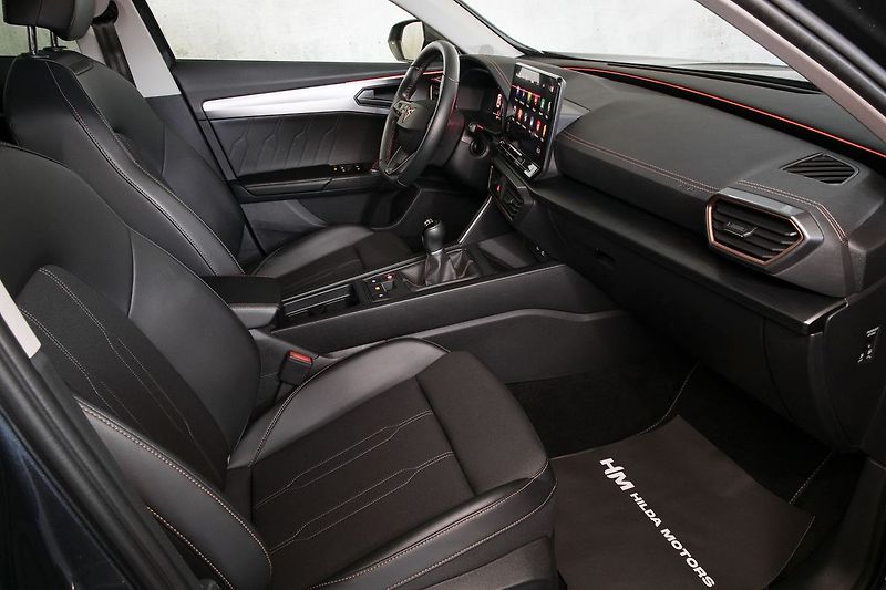 Cupra Formentor 1.5TSI 110kW LED Kamera ZÁRUKA - fotka 14 z 41
