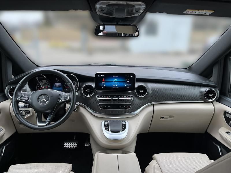 Mercedes-Benz Třídy V 300 d 4MATIC AVANTGARDE AMG - fotka 14 z 28