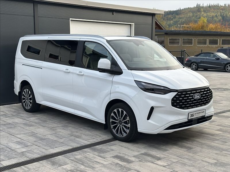 Ford Tourneo Custom 2,0 170PS  L2 Titanium X A/T 4 - fotka 5 z 58