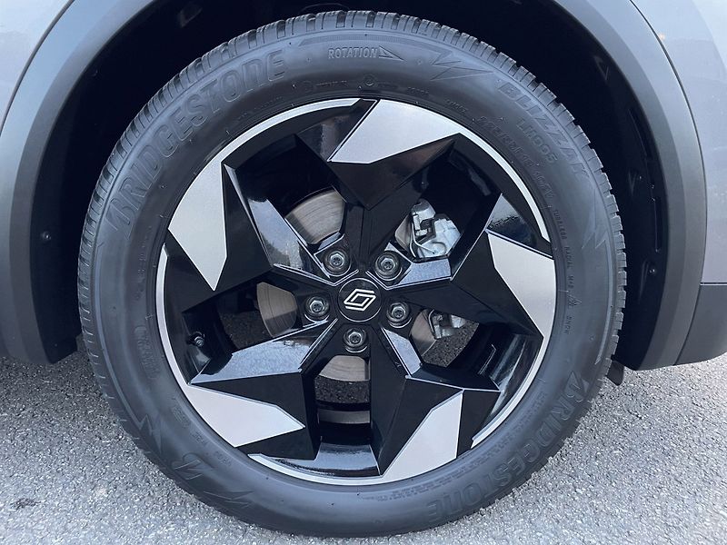 Renault Captur (2025) TECHNO 1,3TCe 160k EDC - fotka 25 z 25