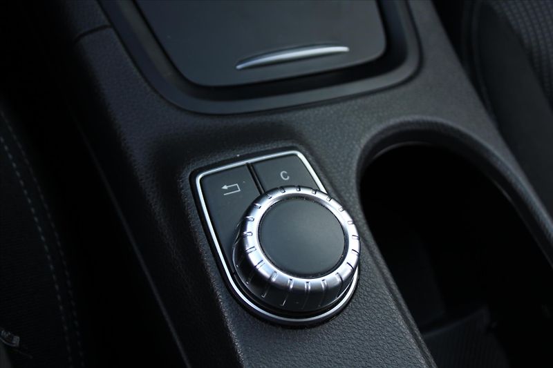 Mercedes-Benz Třídy B 220 CDI 125kW A/T SERVIS.KNIHA - fotka 22 z 24