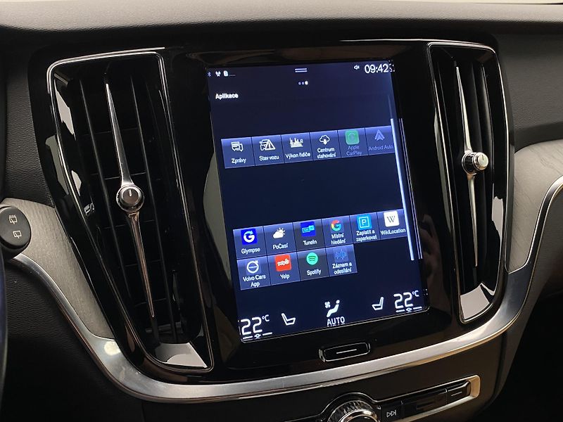 Volvo V60 D4 AWD INSCRIPTION REZERVACE - fotka 41 z 46