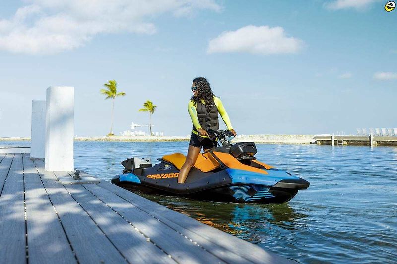 Sea Doo (2026) SPARK TRIXX 1-up iBR 90hp MY26 - fotka 10 z 11