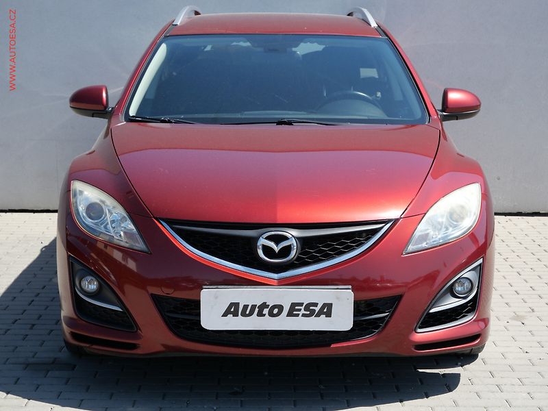 Mazda 6 (2010) 2.2 D, AC, tempo, výhřev sed - fotka 2 z 20