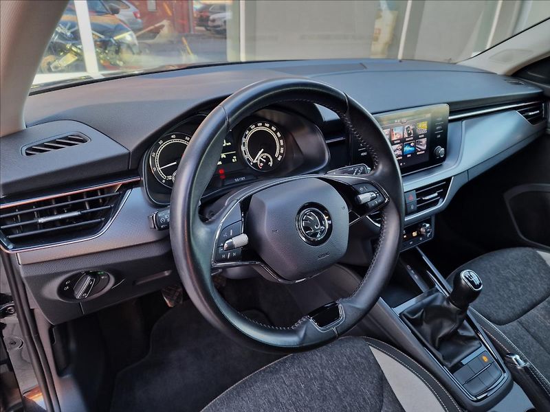 Škoda Scala 1.0TSI 81kW Style,ČR,1.Maj. - fotka 20 z 50