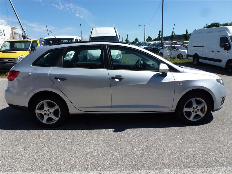 Seat Ibiza 1,2 TDI 3,4-3,9 l/100km  EcoMo - fotka 8 z 54