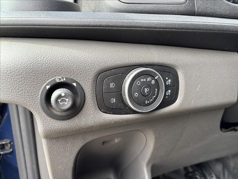 Ford Transit 2,0 EcoBlue Mhev L2 96kW - fotka 24 z 36