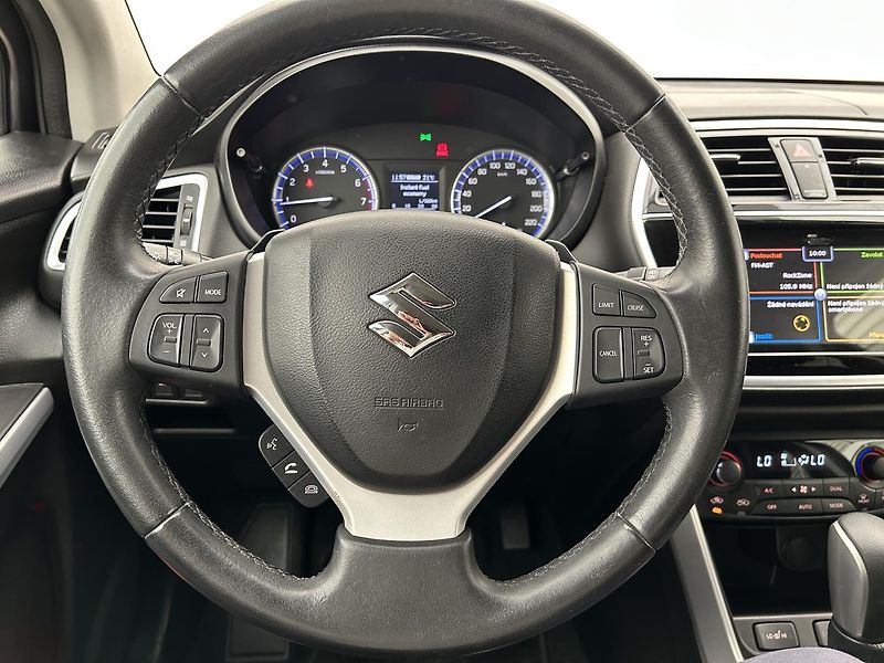 Suzuki SX4 S-Cross 1.4  4x4 Cross - fotka 10 z 51