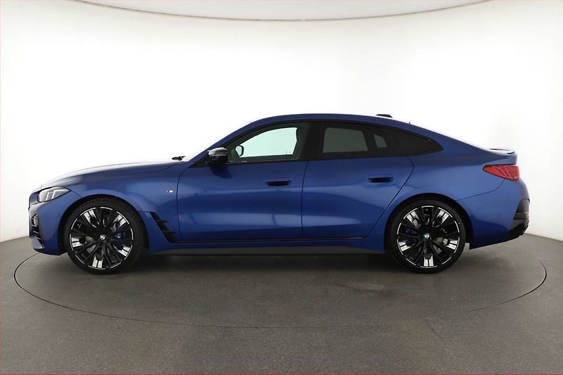 BMW Řada 4 (2025) M440i xDrive, H/K, Výhřev - fotka 3 z 25