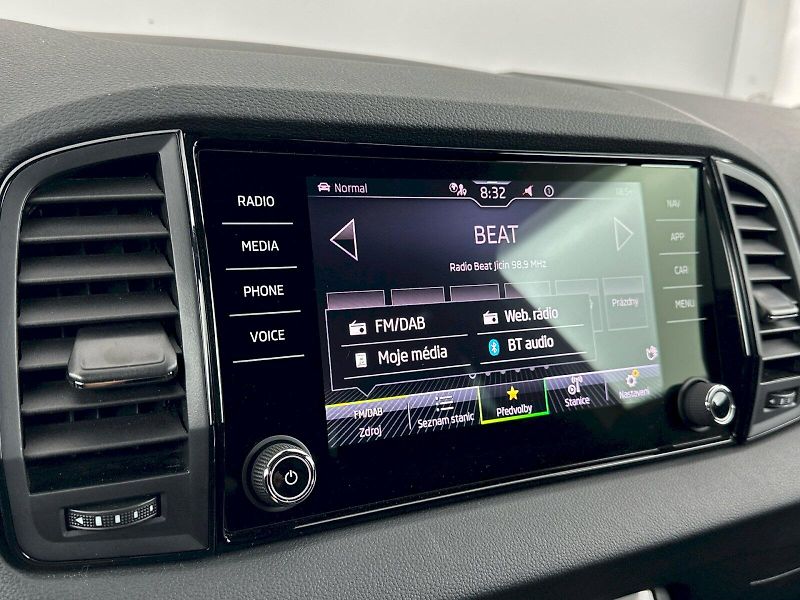 Škoda Karoq (2025) DSG 2.0TDI 110kW 4x4 SportLine - fotka 17 z 36