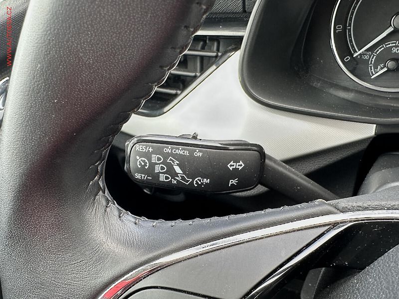 Škoda Kamiq (2021) 1.5 TSi, 2.maj,ČR, Style - fotka 16 z 20