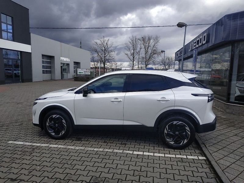 Nissan Qashqai 1.3T mHEV AT,2WD, SKLADEM - fotka 8 z 29